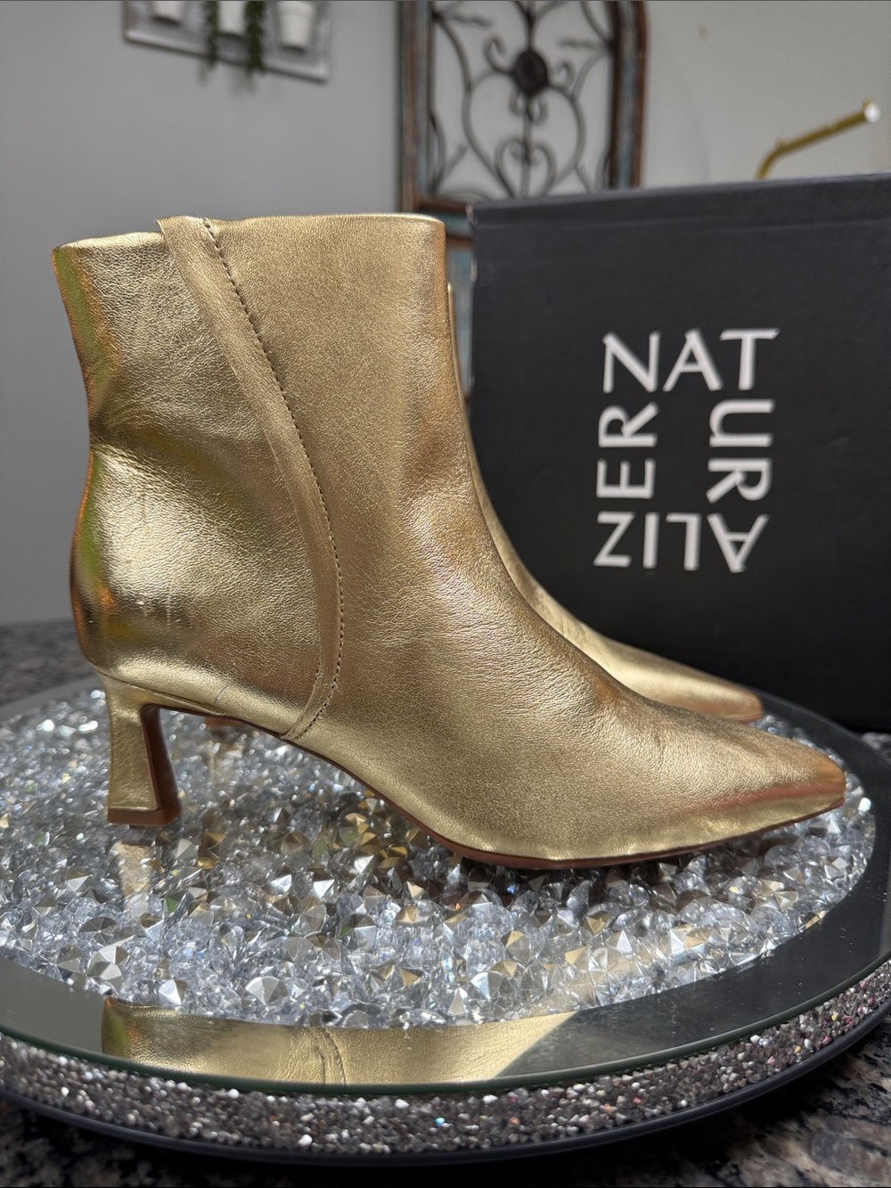 Naturalizer Metallic Gold Leather Pointed-Toe Ankle Boots NEW 6